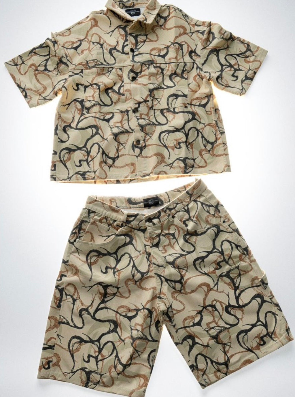 ABSTRACT SET — SHIRT & BERMUDA